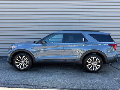 2027 Ford Explorer 4WD SUV for sale #W7X4576 - photo 2