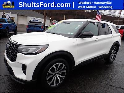 Used 2025 Ford Explorer - photo 1