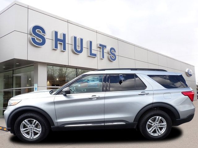Used 2022 Ford Explorer - photo 2