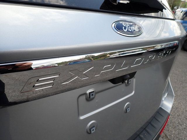 Used 2022 Ford Explorer - photo 9