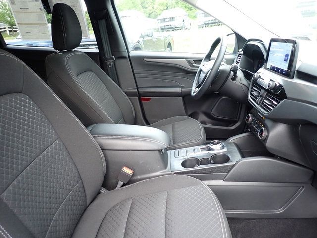 Used 2024 Ford Escape - photo 11
