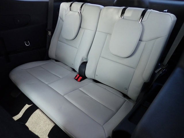 Used 2025 Ford Explorer - photo 21