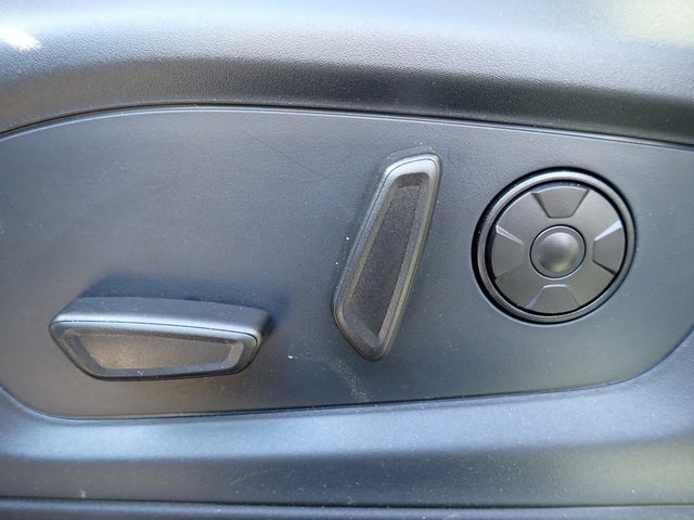 Used 2025 Ford Explorer - photo 26