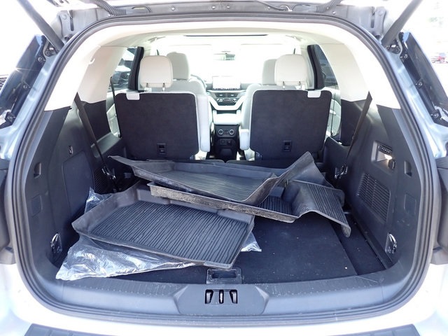 Used 2025 Ford Explorer - photo 11
