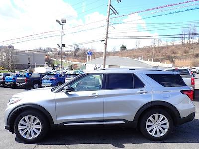Used 2025 Ford Explorer - photo 1