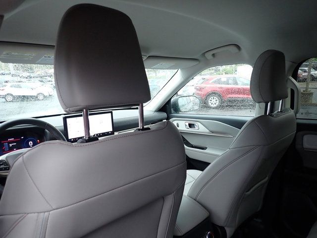 Used 2025 Ford Explorer - photo 20
