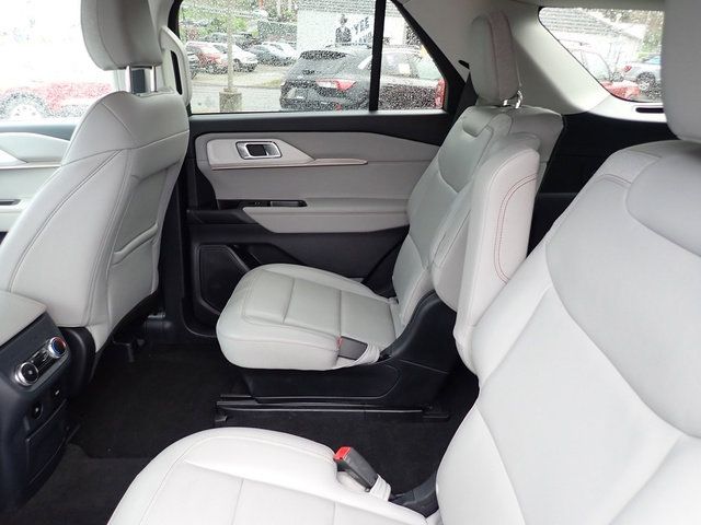 Used 2025 Ford Explorer - photo 21