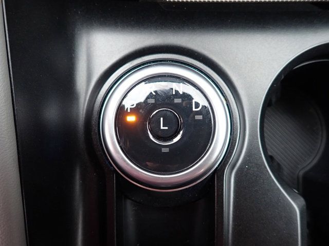 Used 2025 Ford Explorer - photo 29