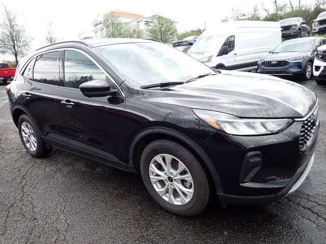 Used 2024 Ford Escape - photo 13