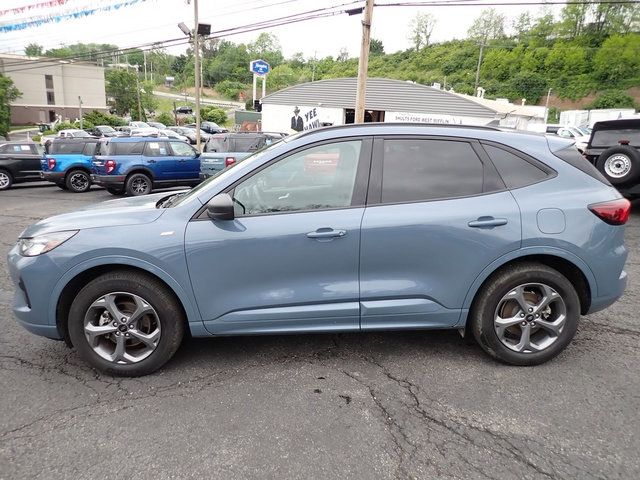 Used 2024 Ford Escape - photo 2