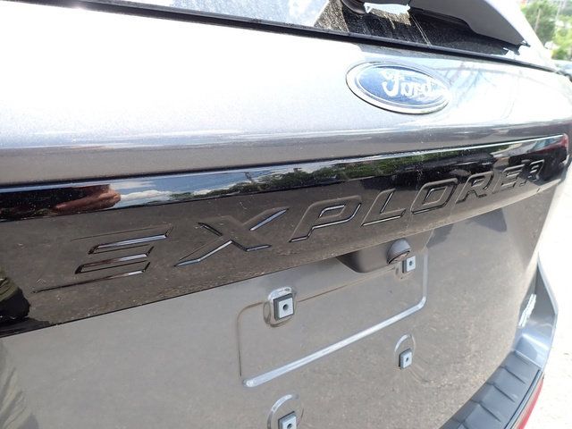 Used 2024 Ford Explorer - photo 6