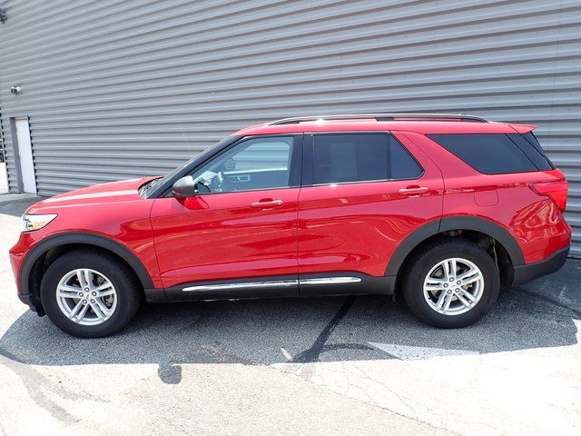 Used 2024 Ford Explorer - photo 2