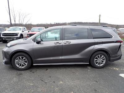 2024 Toyota Sienna FWD Minivan for sale #HP1022 - photo 2