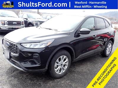 Used 2025 Ford Escape - photo 1