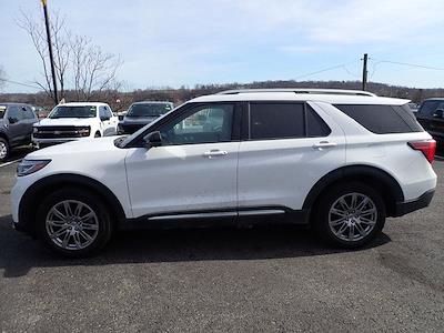 Used 2025 Ford Explorer - photo 1