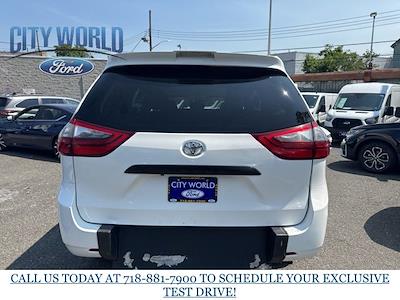 2020 Toyota Sienna FWD Minivan for sale #F13600 - photo 2