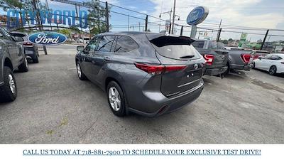 2021 Toyota Highlander AWD SUV for sale #F13672 - photo 2