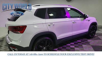 Used 2024 Volkswagen Taos SE for sale #F13893 - photo 2