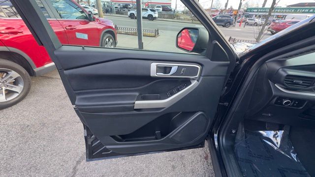 Used 2023 Ford Explorer - photo 11