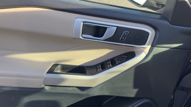 Used 2023 Ford Explorer - photo 12