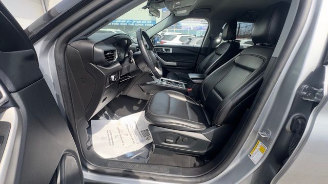 Used 2022 Ford Explorer - photo 18