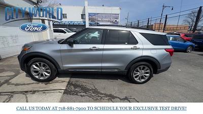 Used 2022 Ford Explorer - photo 1