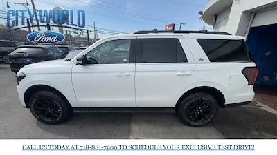 Used 2024 Ford Expedition - photo 1