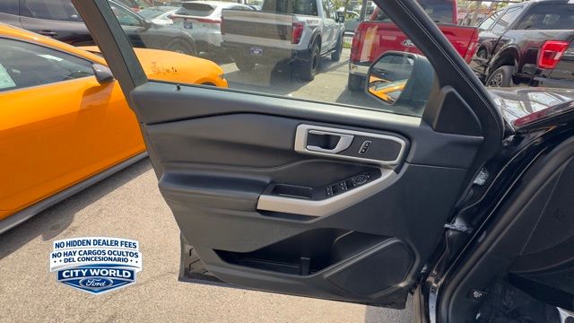 Used 2023 Ford Explorer - photo 7