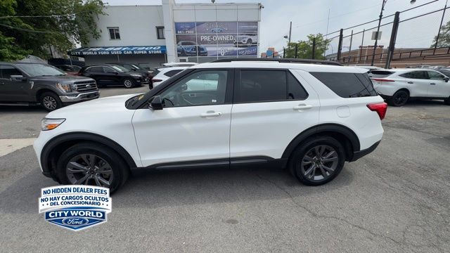 Used 2023 Ford Explorer - photo 2