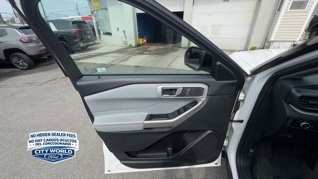 Used 2023 Ford Explorer - photo 6