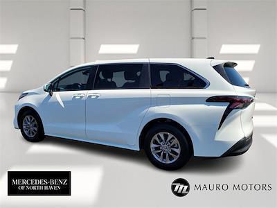 2024 Toyota Sienna FWD Minivan for sale #17938MA3 - photo 2