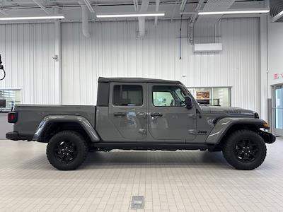 2022 Jeep Gladiator Crew Cab 4WD Pickup for sale #19232MA4 - photo 2