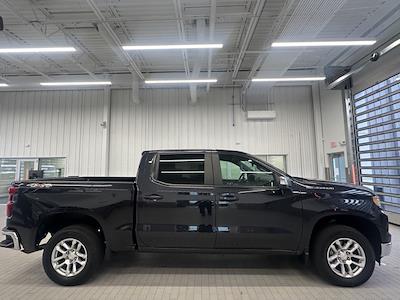 2022 Chevrolet Silverado 1500 Crew Cab 4WD Pickup for sale #19305MA4 - photo 2