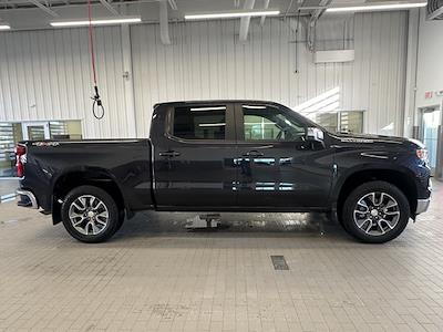 Used 2024 Chevrolet Silverado 1500 - photo 1