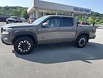 2022 Nissan Frontier Crew Cab 4WD Pickup for sale #F102T25A - photo 4