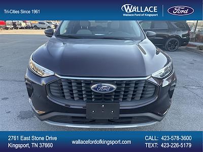 Used 2023 Ford Escape - photo 1