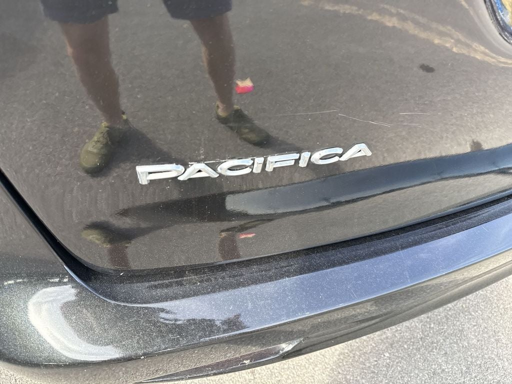 Used 2022 Chrysler Pacifica - photo 9