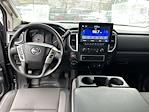 2018 Nissan Titan Crew Cab 4WD Pickup for sale #8BC141A - photo 10