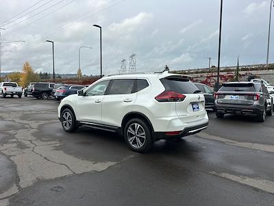 2018 Nissan Rogue AWD SUV for sale #8P0242 - photo 2