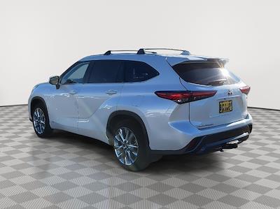 2023 Toyota Highlander AWD SUV for sale #2T0492A - photo 2