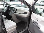 2020 Toyota Sienna 4x2 Minivan for sale #L40123A - photo 19
