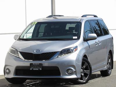 2017 Toyota Sienna 4x2 Minivan for sale #PT10613 - photo 1