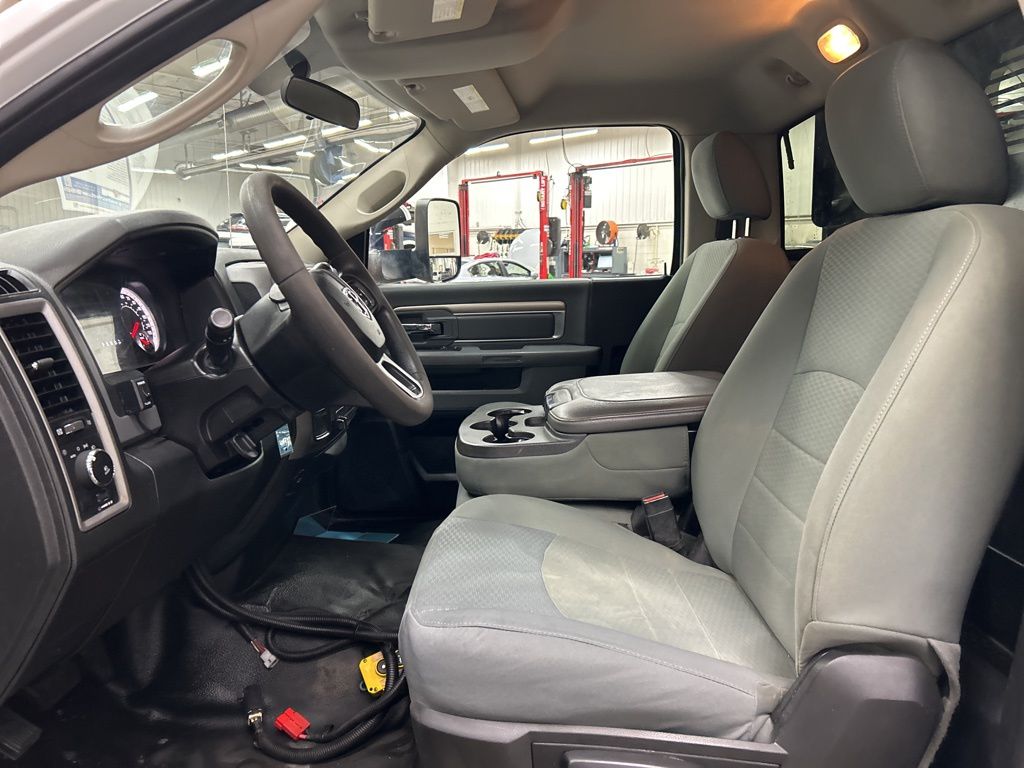 Used 2017 Ram 5500 - photo 11