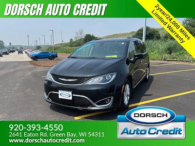 2017 Chrysler Pacifica FWD Minivan for sale #T60410 - photo 1
