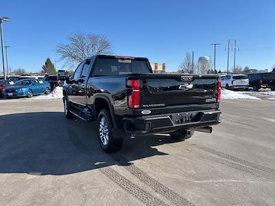 Used 2025 Chevrolet Silverado 2500 - photo 1