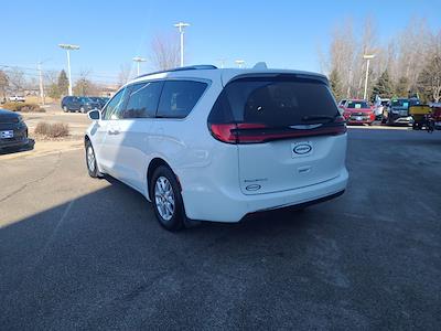 Used 2021 Chrysler Pacifica - photo 1