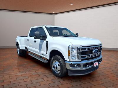 New 2025 Ford F-350 XLT Crew Cab 4WD DRW Pickup for sale #NTD22188 - photo 2