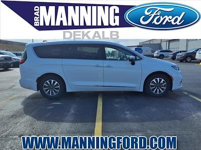 2023 Chrysler Pacifica FWD Minivan for sale #PS588683 - photo 1