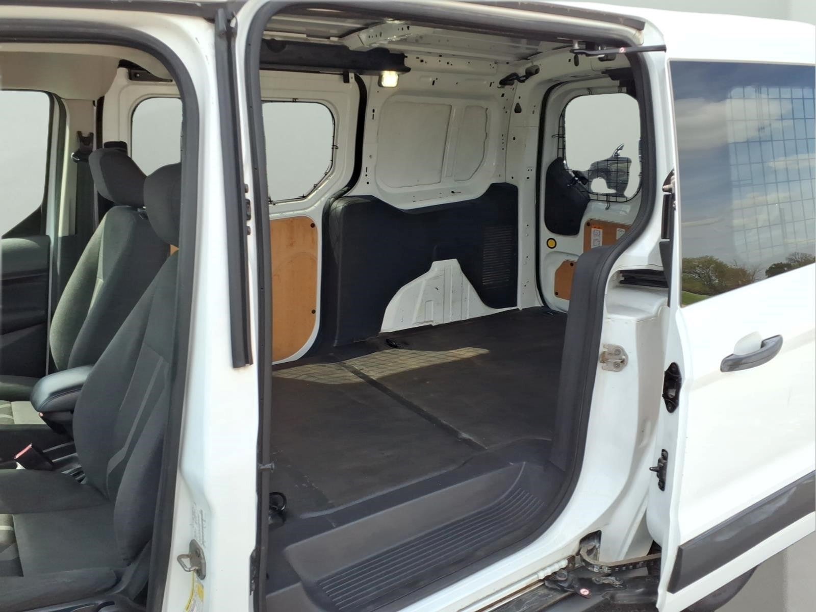 Used 2014 Ford Transit Connect - photo 25
