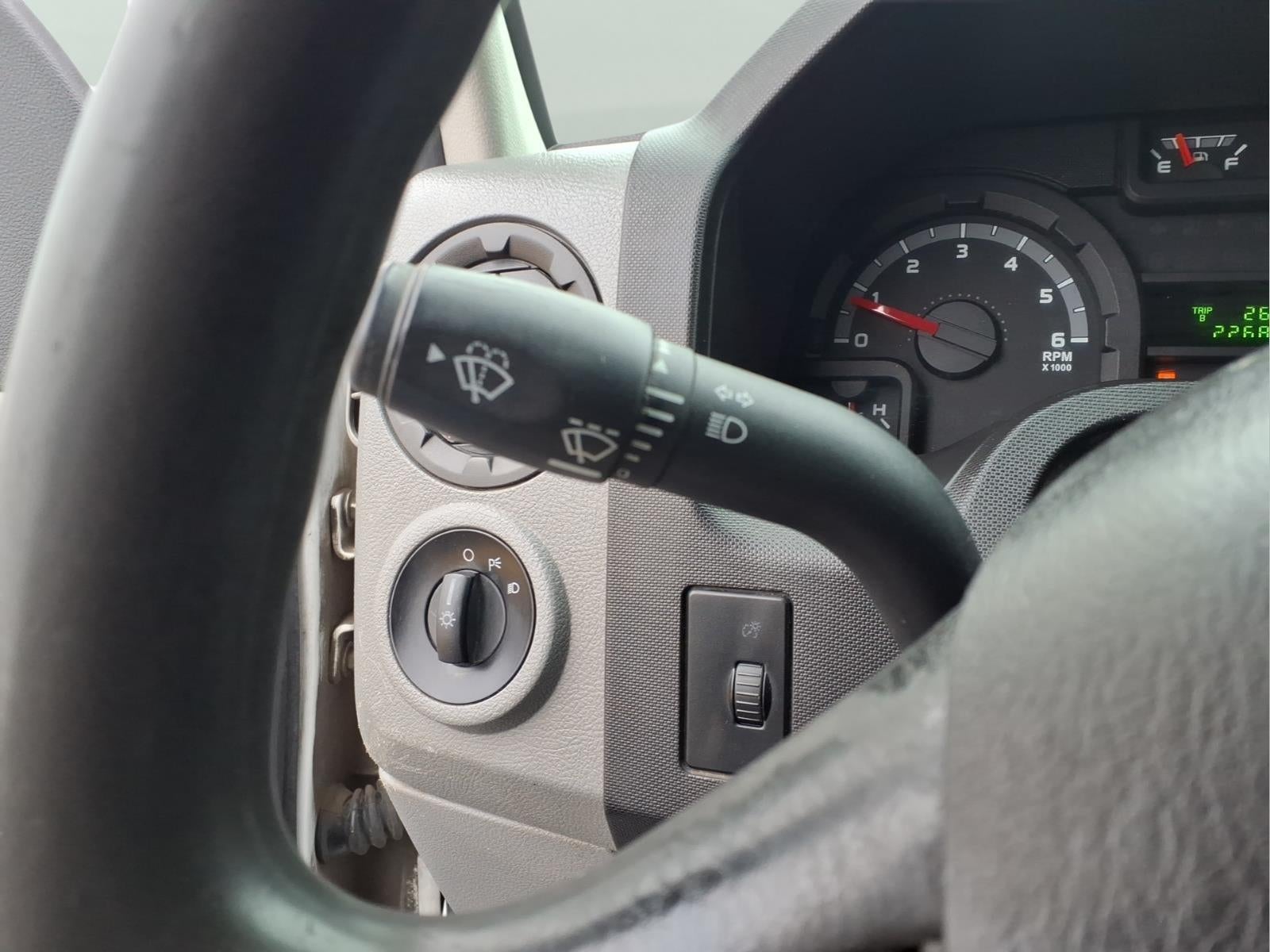 Used 2013 Ford E-250 - photo 17
